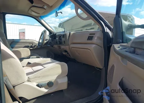 1999 Ford F-250 Lariat/Xl/Xlt z USA, uszkodzony, nr VIN 1FTNX21L2XEC45773